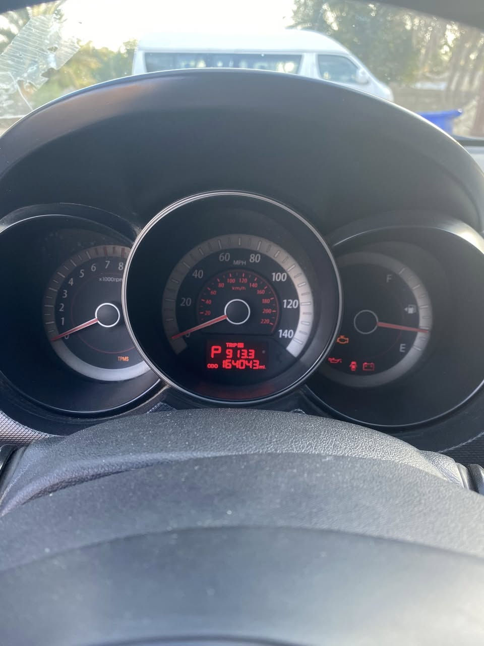 السلام عليكم فورتي 2010 للبيع سياره حلوه وجازه من كل النواحي نظيفه بكشل عله ايدي تخم تاير تبريد ثلج سياره حادثه بنيد وخشوم الجاملغات بدون تبديل ليبل واحد وبيه باردات داير مدايد عندي خط طالبات بيه فقط لا اشتغل ولا غيره سياره كلش حلوه وحله من الصور السياره بسمي ماشيه 173 الف حقيقي السياره للبيع ((((((( قسططططط ))))) فقط فقط الاستفسار اكثر اتصل عله الرقم ‭0772 896 7344‬
