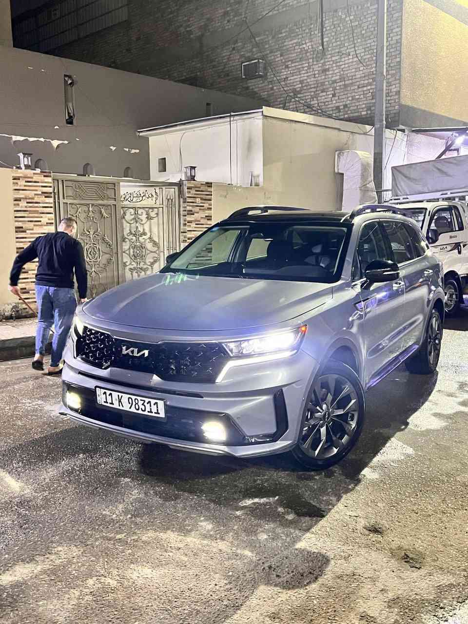 السلام عليكم من رخصة الأدمن سياره سورنتو موديل 23 فول مواصفات من كلشي فئة X-Line فول موصفات بنوراما تدفئه كشنات تدفئه ستيرن سايد بريك كهرباء مثبت سرعه تثبيت مسار نضام المسارات رادارات حساسات اماميه خلفيه كامره شاشه رادار بل مرايه مري شفط لايت زنون جنطه كهرباء فور ويل 4* 4 السياره الله شاهد مناقصه حبايه السعر ٢٣٨  وبيه مجال للطيبين رقم راعيه *********** المكان بغداد الحرية وكل الهلآ
