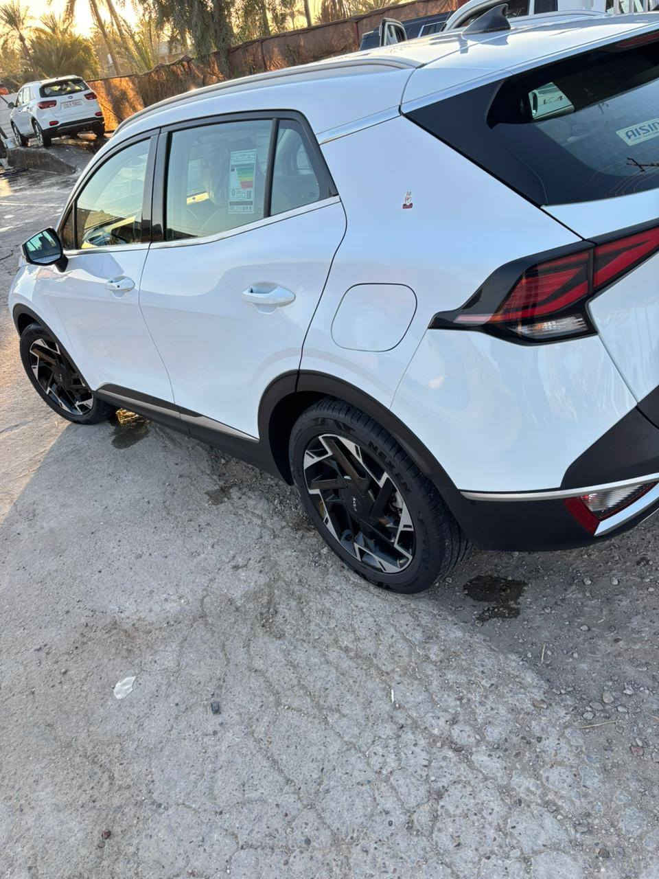 السلام عليكم سبورتج 2023 خليجي ضمان المجموعة الدولية رقم بغداد الجديد  
موصفات 
بصمة + تشغيل عن بعد
لد امامي+داخل بيجي
 شاشة كبيرة +كامرة خلفية دوارة
شاحـن وايرلـس
حساس امامي + خلفي
هند بريك بصمة+ أوتو هولد
قطعتين تبريد+ ثلاث انظمة قيادة
مانع انزلاق + مانع انحدار
تحكم ستيرن جهتين + شفتات
اشاير بل مري والمري كهرباء
محرك 2000+ شاشة اعطال
ماشية 40km

السعر220 بيه مجال 
مكاني بغداد للاستفسار ***********
