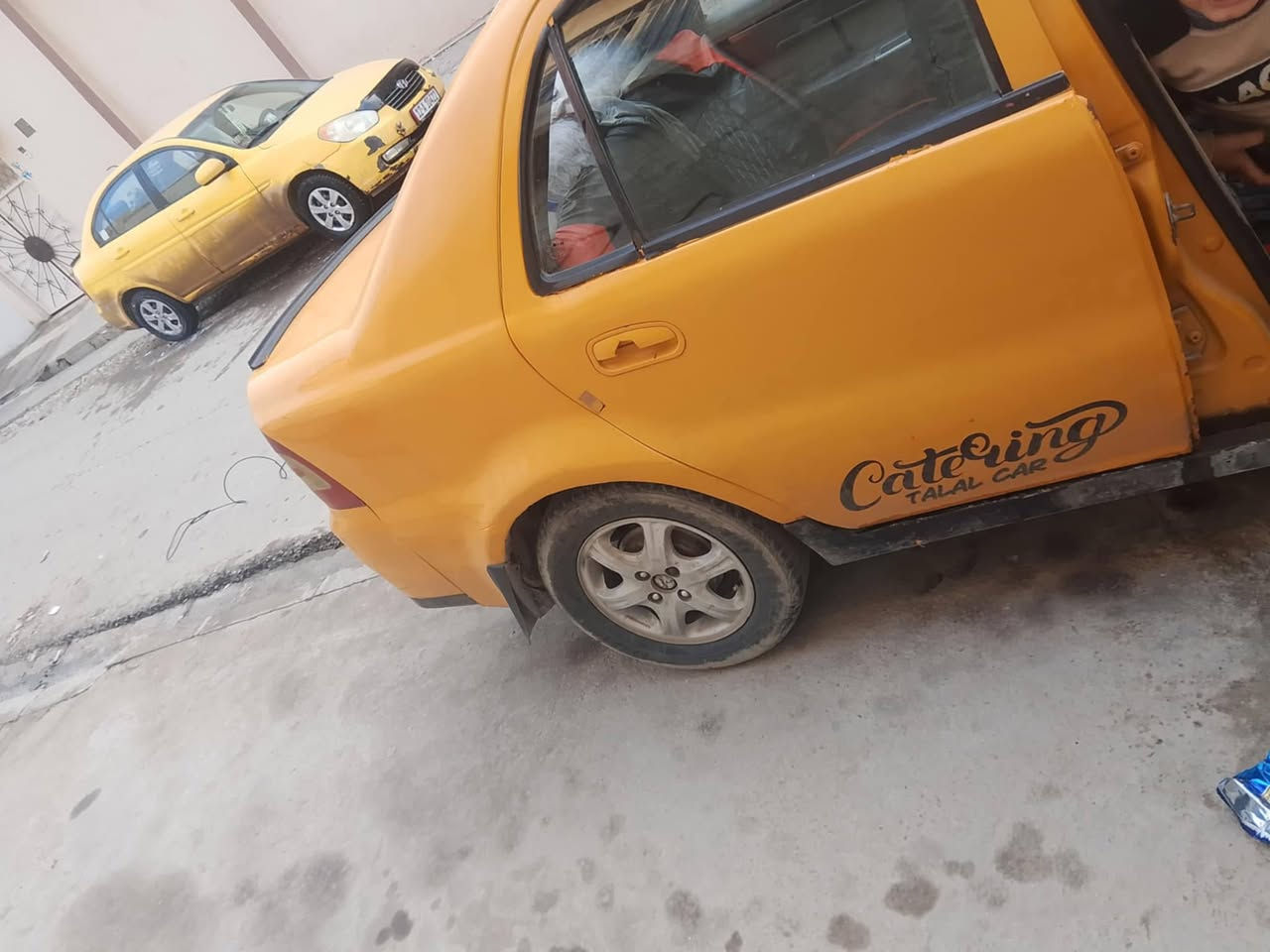 السلام وعليكم سياره سيكي لبيع موديل ١١ محرك شرط كورلا حجم 16كير شرط سعر ٢٢ ورقه بيها مجال. ***********
