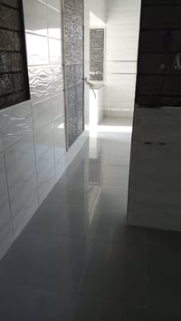 كادر سيراميك • متفرغ حالين