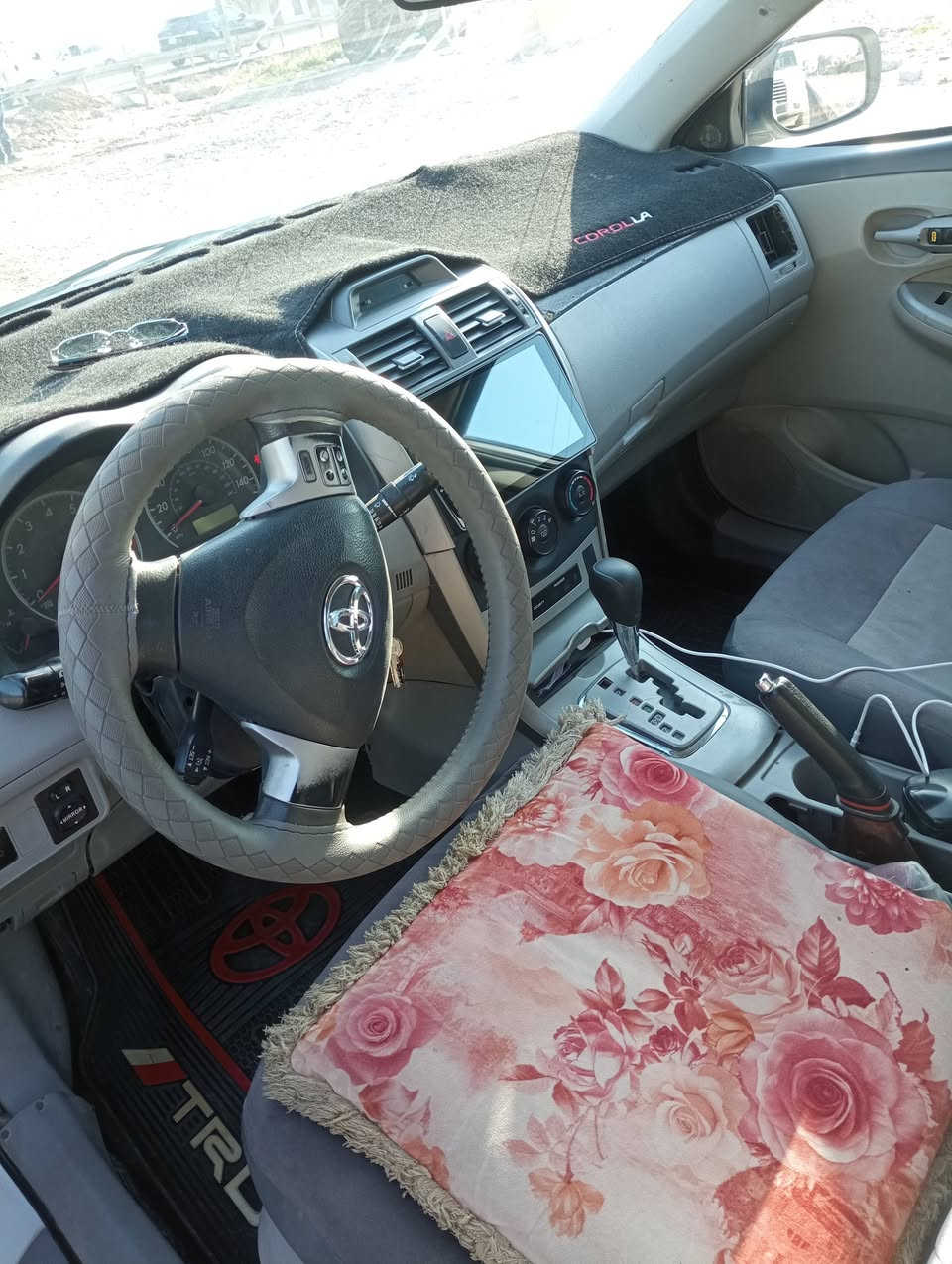 سلام عليكم كورلا موديل 12رقم بغداد الأماني سيارة مصبوغة قطع ابيع حزام بيها رصعات خفيفة بالصقيفة مكاني صلاح الدين سامراء ***********
