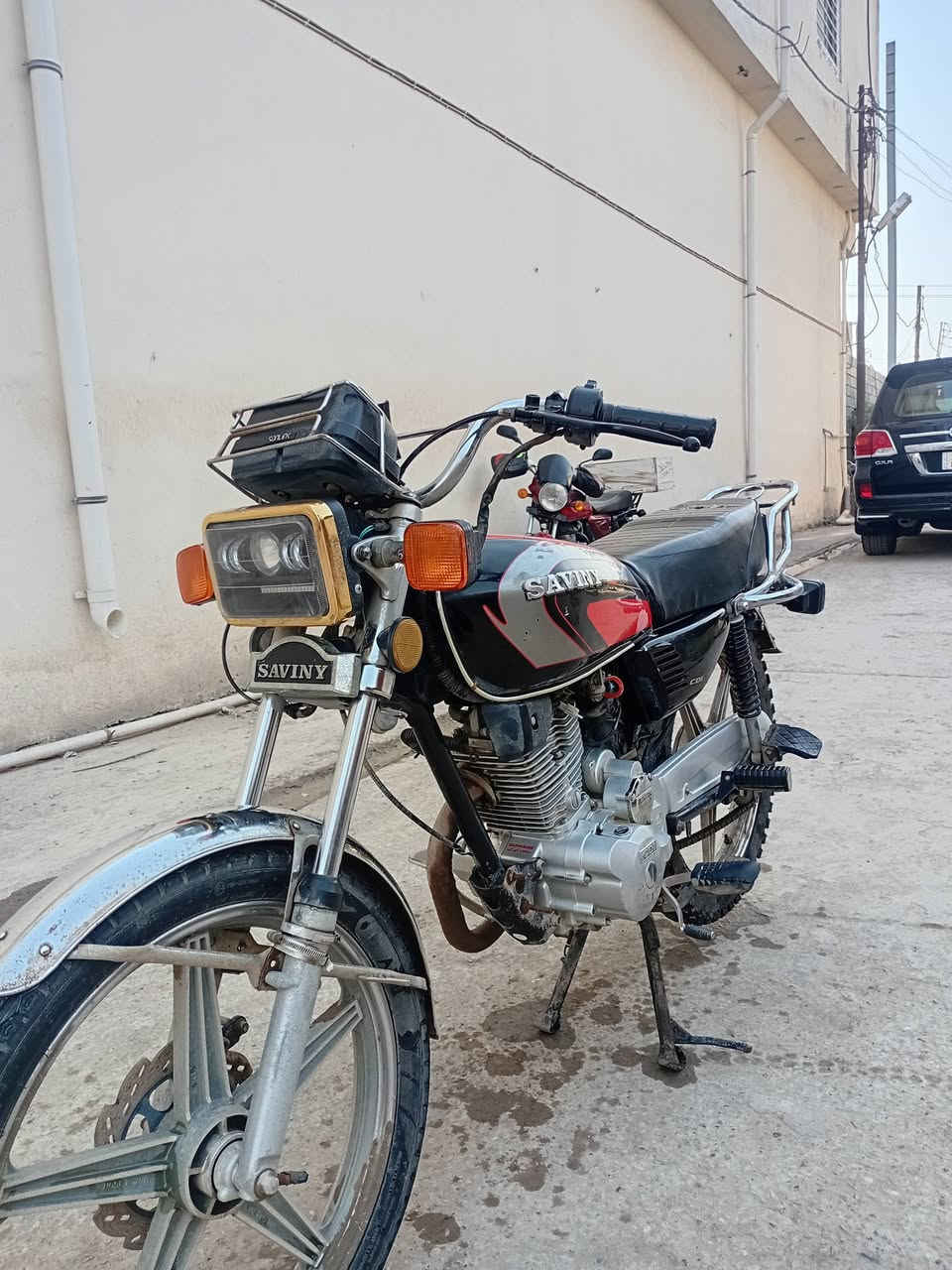 سيفان ٢٠ مابيه اي نقص مكينه خرسه  كهربائيات كامله المكان ديالى خالص السعر ٣٧٥ بيه محال رقم ***********
