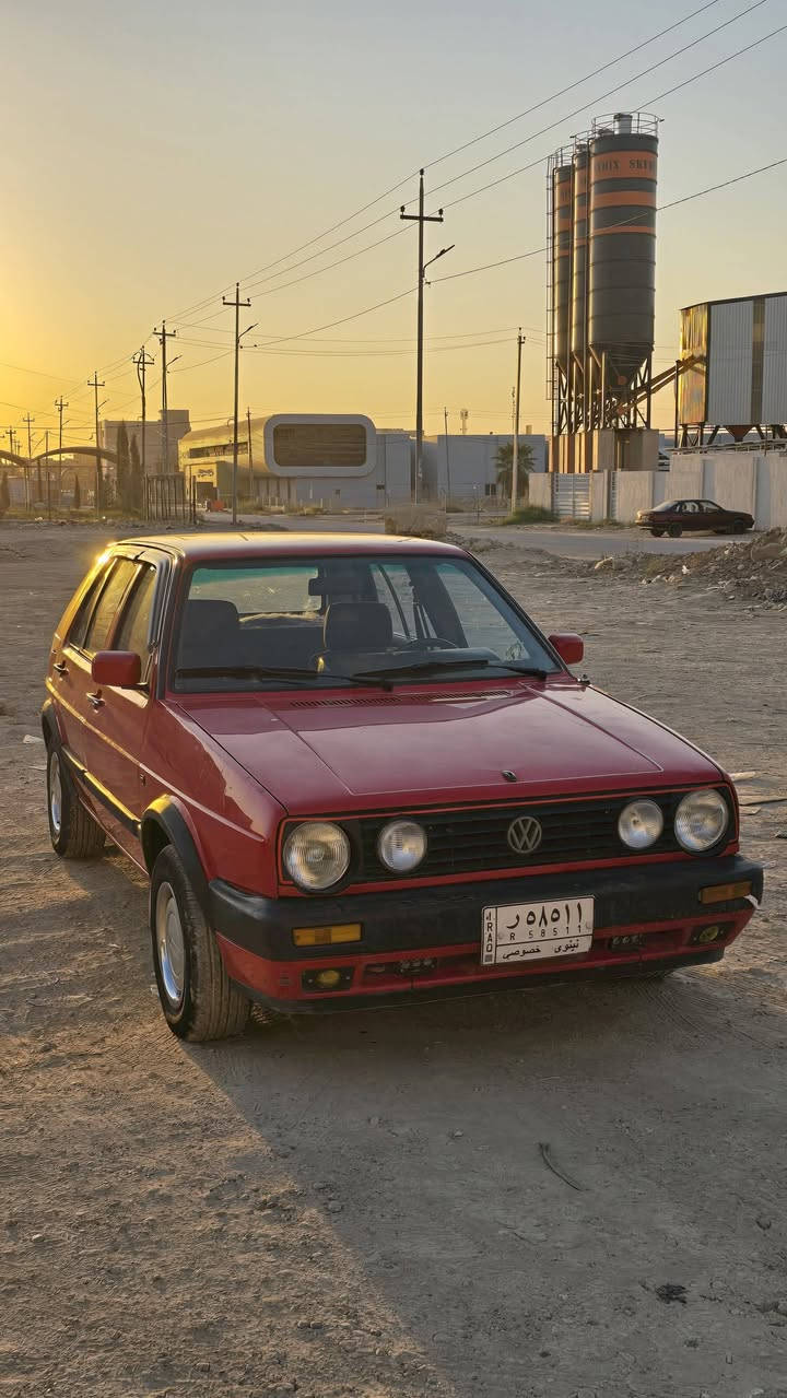 كولف موديل 1991
المكينة : 0.3

الكير عادي 

السيارة بدون صبغ عام !! عدا بعض التشطيبات في الجوانب

السيارة كاملة مكملة 
المكان موصل 

الرقم الماني

 الشراي يتصل 

***********
