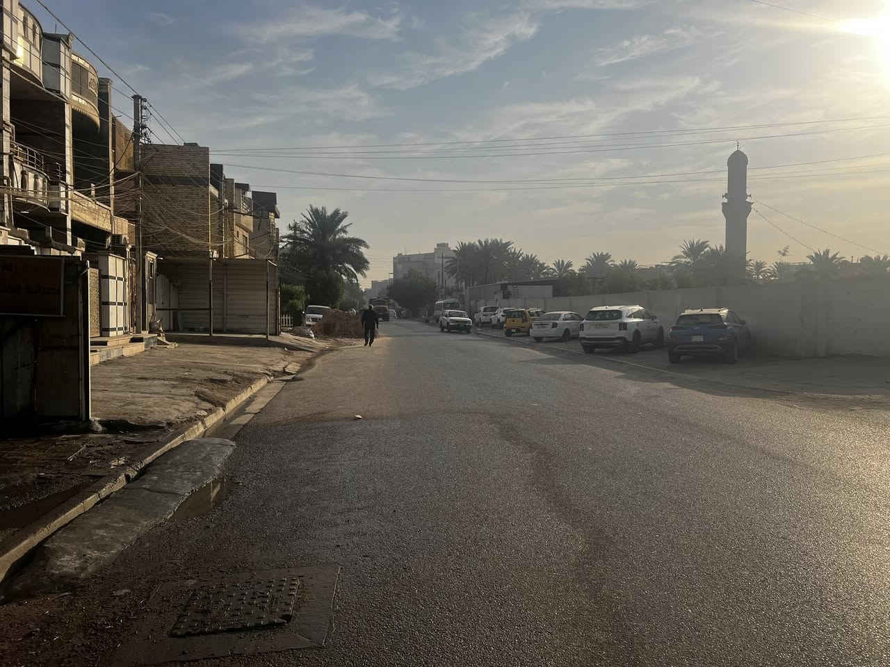 🏡قطعه أرض(بيت قديم)للبيع- حي سومر 
📍الموقع :حي سومر - مقابل جامع مصعب بن عمير                 .               ينباع تقطيع 80 بل 80 ب 100
🔸المساحه : 260 متر
🔸الواجهه : 13 متر
🔸النزال : 20 متر 
🔸المبنى قديم ويُحسب كقطعه أرض
🔹موقع مميز وقريب من جميع الخدمات
✨  
للتواصل : ***********.
