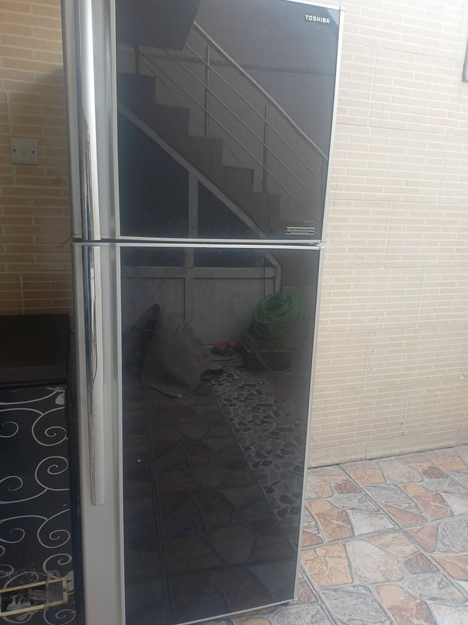 اغراض كامله للبيع 800.000 دينار كلشي شغال بشرط ونضافه 90 بالميه للتواصل ***********
