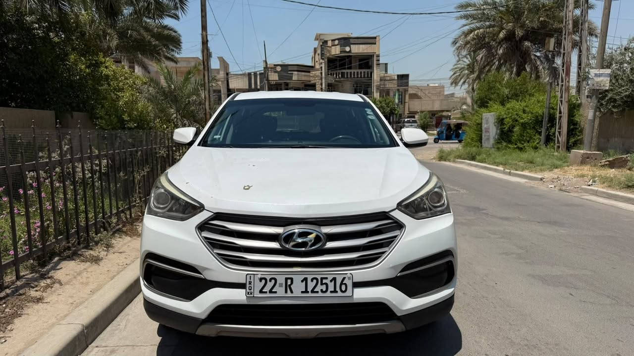 سنتافيا ٢٠١٨ الشكل الجديد رقم شمالي رقم سنويه هزه جديد بأسمي تحويل وكاله جااهز  محرك ٢٤٠٠ شاشه كبيرا كامرا دواره ٥ راكب فوول تحكمات ثلاثه انظمه قياده مثبت سرعه يدات نيكل كير محرك صدر تبريد جاهز حادثها جاملغ خلفي بدون دواخل بدون لغود بدون شواصي ايرباك سليم . السعر 132 للاتصال ***********
