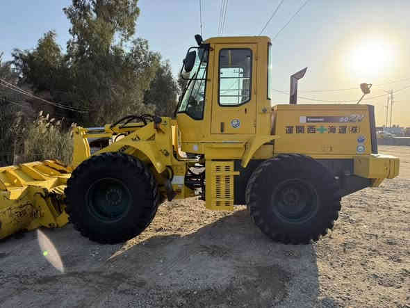 السلام عليكم شفل كاوسكي حجم 60ZV دخول جديد محرك ازوزه كير مكانيك تبريد بلادي موديل 2011  العنوان واسط الصويرة ***********
