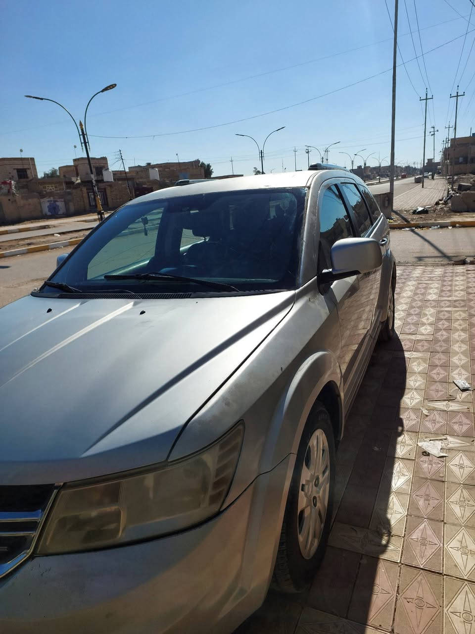 السلام عليكم أخوان
دوج جورني موديل ٢٠١٢ اللون سلفري بيها جراد مثل ماموضح بالصور مكينه ٣٦٠٠ تبريد ٣ قطع شغال ٧ راكب أصل سياره جاهزه وخير من الله سنويه لنهاية ٢٠٢٨ رقمها بصره وضررها كلش بسيط بالدعاميه الأماميه اليمنى بيها الجاملقات الأماميه والبنيد مرشوش بدون معجون وجارد وصبغ بمقدمه القماره والتكم أثر جراد والباقي صبغ الشركه كلير  مكان السياره ناصريه قضاء النصر للتواصل أكثر هاتف *********** بيه واتساب
وكذلك هاتف *********** بيه واتساب والسعر المطلوب ١١٠ وبيها مجال بسيط
