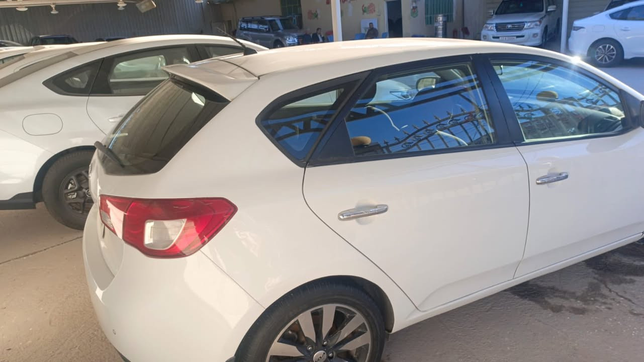 سيارتو فول موصفات محرك 2000 موديل 2012للاستفسار ‭0773 550 9800‬
