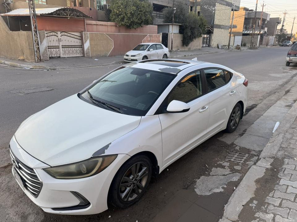 النترا وارد أمريكي موديل ٢٠١٨
فول ١/١
شاشة وكامرة 
فتحة 
بصمة تشغيل وأبواب
تدفئة بالكشنات
أنظمة قيادة ورادارات جانبية
داخلها أسود 
وباقي المواصفات المعروفة
سعرها ١٣٠
مكاني المحمودية 
***********
***********
