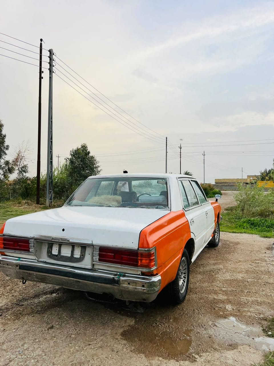 كراون 81  رقم ديالى تحويل ثاني يوم مكينة وكير 3y  لاتنقيص ولا بخار  تايرات جدد صبغة جديدة السيارة توها معمرة جاهزة ع اخر حباية دواخل حلوى  السعر 20 بيها مجال  للستفسار اكثر  ***********
