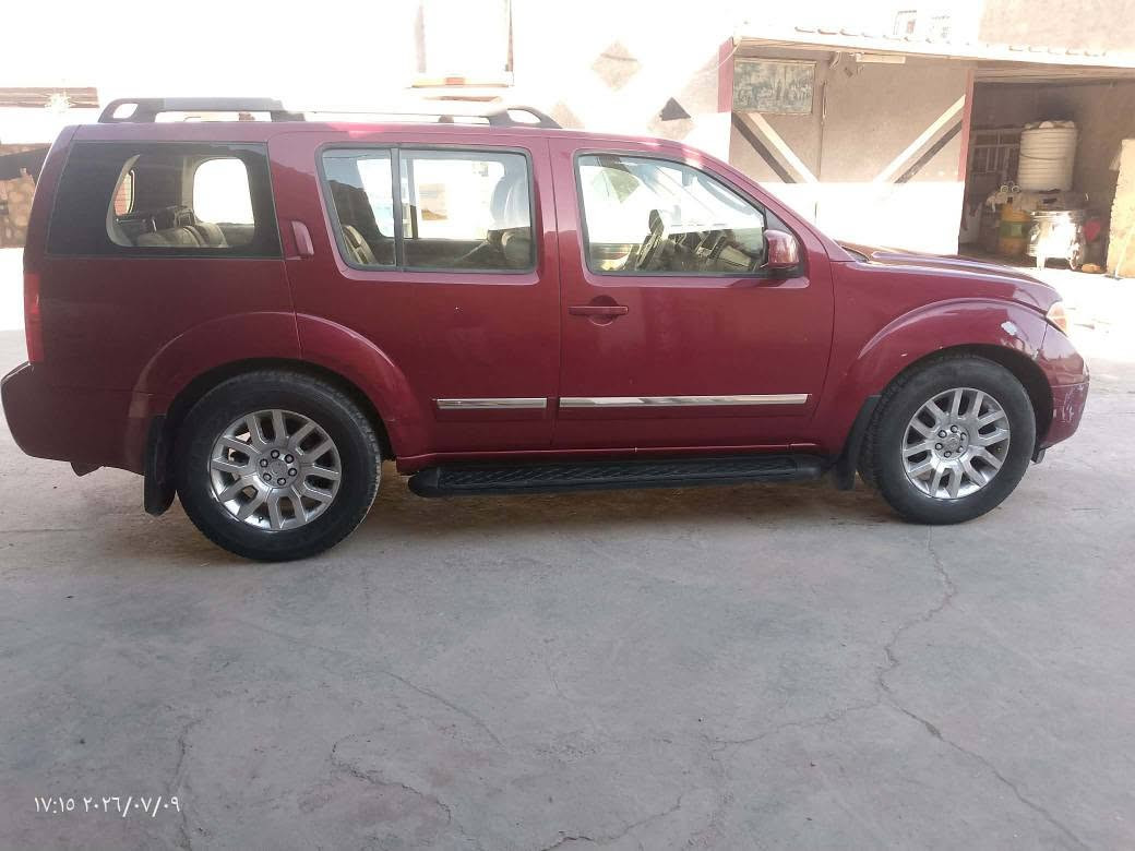 سلام عليكم
مراوس باجيرو  فقط 
نسيان بافندر 2008 Le

فول مواصفات 
رقم بغداد انكليزي 
سنويه ل28  سياره بسمنه مداور ثاني يوم
تحكم جهيتين 
فتحه ب القماره 
تبريد ،تدفئه ثلاث قطع 
كشنات كهرباء 
سبعه راكب 
جام اوتو 
جنطه شفط 
كامره 
***********
