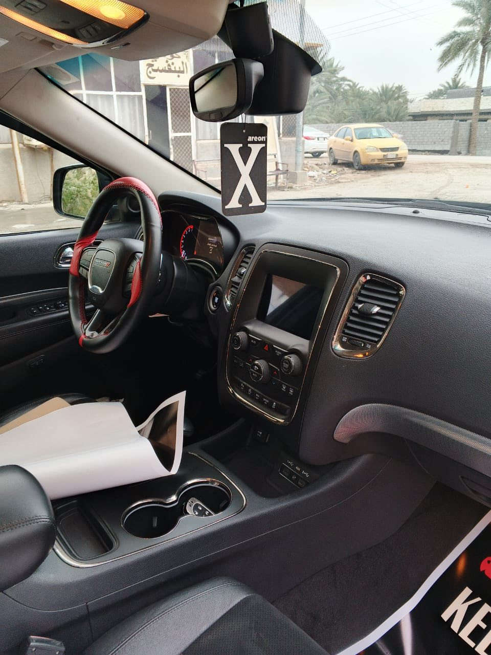 السلام عليكم ورحمة الله وبركاته دورنكو وارد موديل ١٨ بسمي رقم بغداد مشروع وطني مكانها بابل سياره جديده جداا مواصفات GT معروفه صور الحادث بالمنشور صبغ جاملغ فقط بدون فتح ولاتبديل وبدون أيرباك بيع او مراوس حسب القناعه *********** م م ***********
