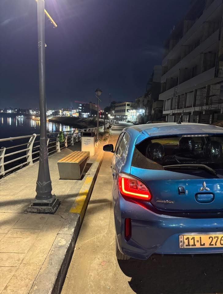 ميراج موديل 2022 حادثها الدعاميه فقط ماشيه (42ميل)

السعر 93 وبيه مجال 

***********
