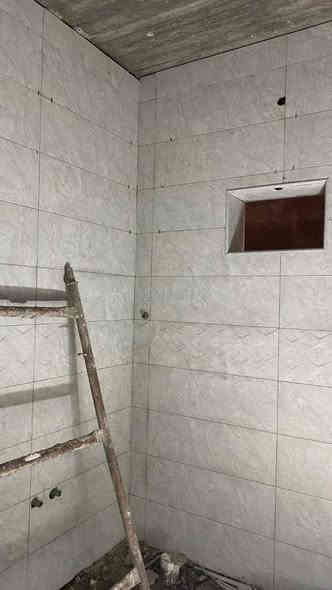 السلام عليكم خلفه سيراميك ارضي وجداري شغل مضبوط متفرغ حالين لعمل داخل البصره  ***********
