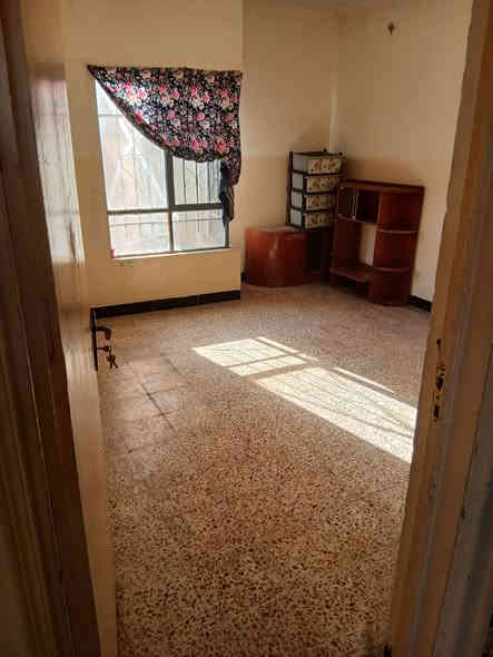 شقه للايجار في الموصل حي السكر قرب مستشفى 🏥 الخنساء 
غرفتين نوم هول صحيات مطبخ 
سعر للايجار 225 قفل 
***********/***********
