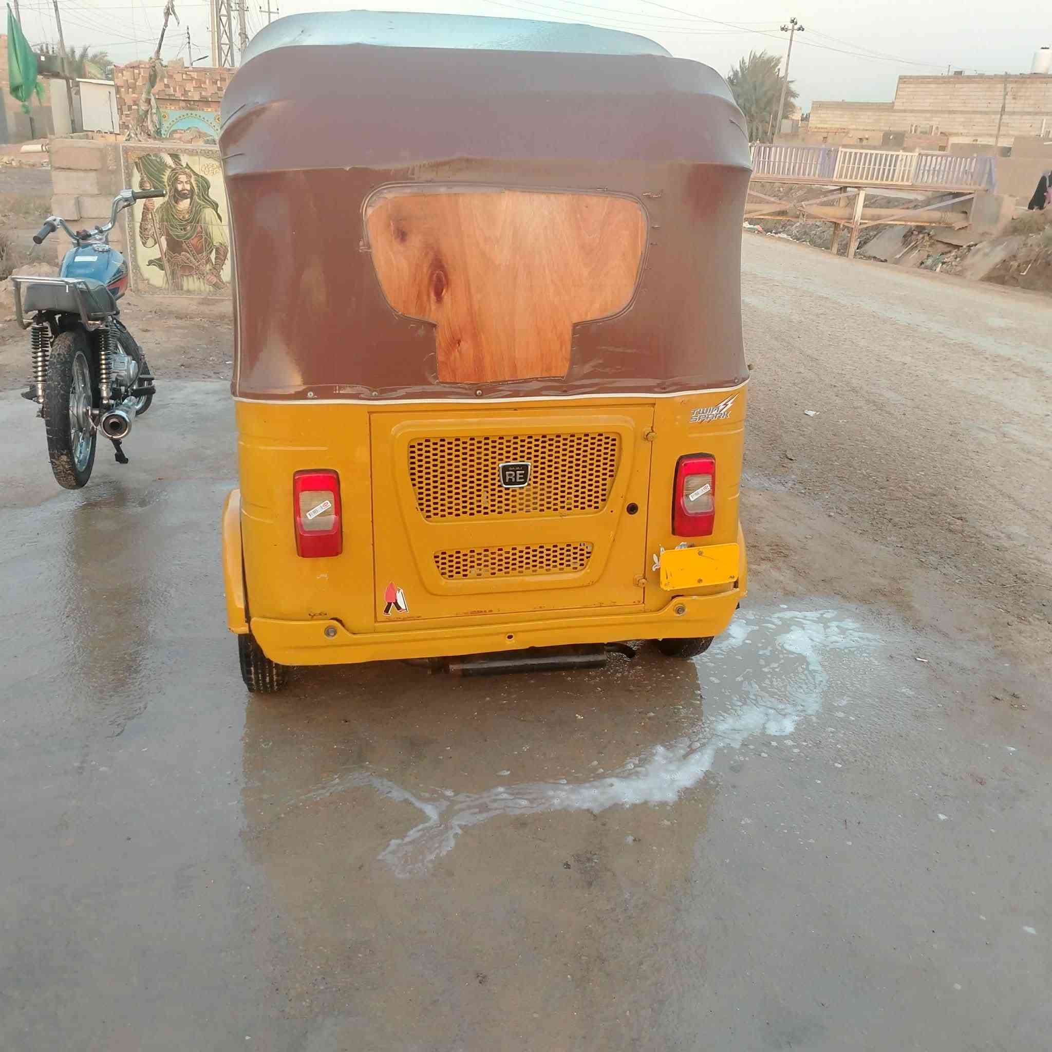 سلام عليكم تكتك موديل ٢١شهر٤ تكتك بلاديه ضربه مابيه دوم تعمير خيسات فقط لا معجون ولا صبغ مكينه تجفيت شركه شرط لا تنقيص لا تبخير رقم ذيقار مداور ثاني يوم مكان ناصريه قضاء النصر الخاص مغلق رقم ***********
