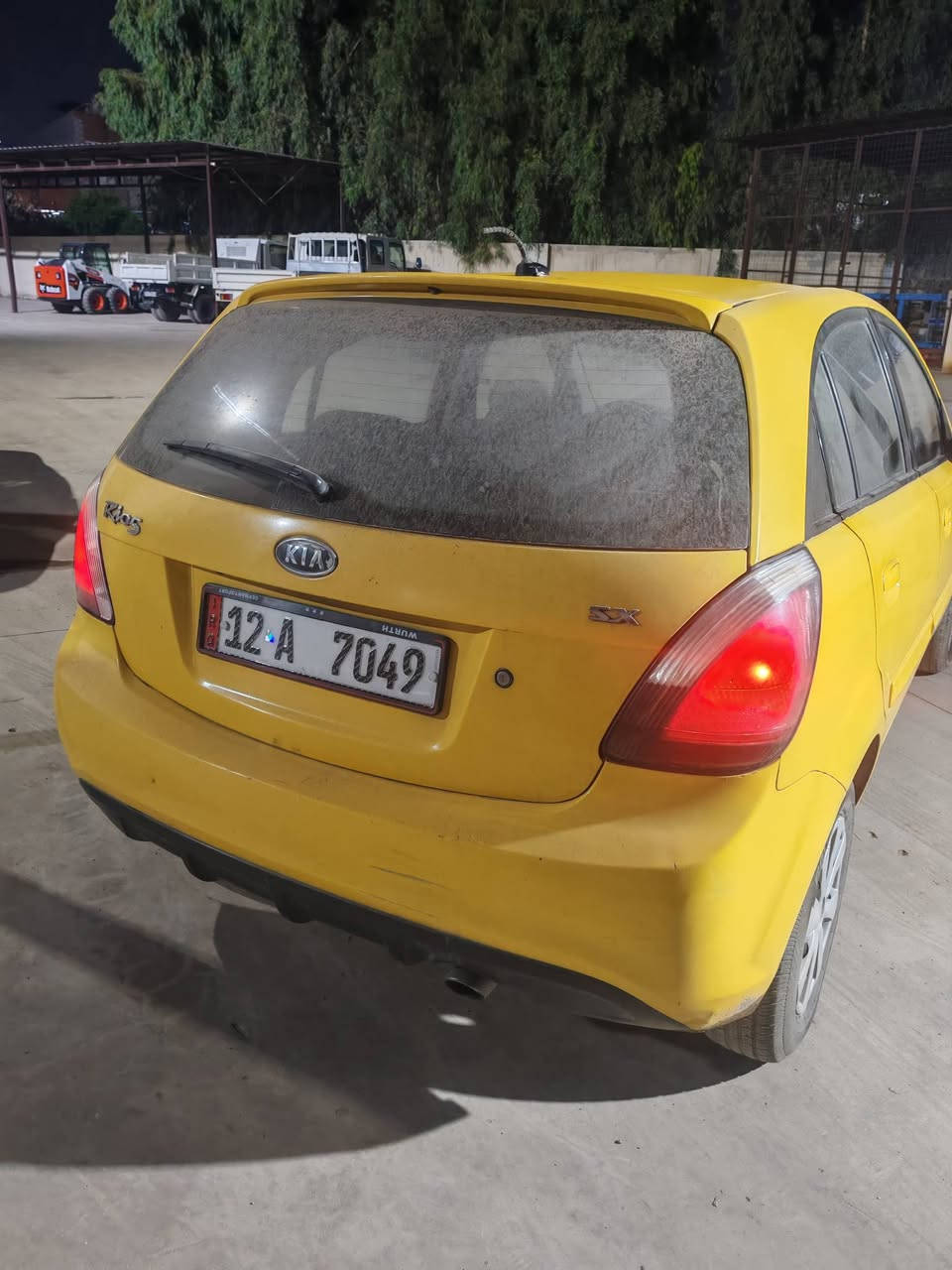 كيه ريو هاش باك موديل 10وارد امريكي  مواصفات برايد تحكمات استيرن كير شرط محرك مال كصه قبل سبوع شديته الله شاهد 600الف رقم انكليزي نينوى بسمي هيا غرامات صفر سيارة جاهزة من كلشي طخم جديد سعرها 95 وبيها مجال بسيط  ***********
