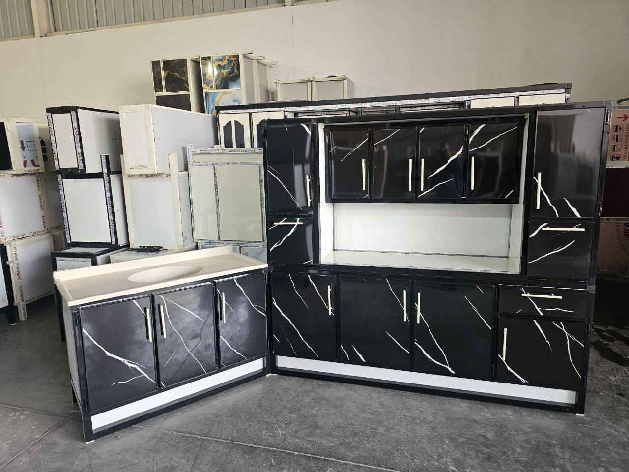 1.شركة النور))👩‍❤️‍👩. لا تحتار
ما عليك بس  احجز والطلب يوصل لباب بيتك 🤗🌹🤗..
كاونتر ارضي وملحق متر ونص   مع  سنك متر و20 مرمر
💥 (المنيوم صيني )💥

كاونتر مترين والسنك متر. و20


**إذا كنت صاحب هذا الإعلان وتريد حذفه لأي سبب، رجاءا أرسل رسالة إلى الدعم الفني**