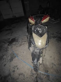 ماكس للبيع سعره 150الف اتصل 07702374451