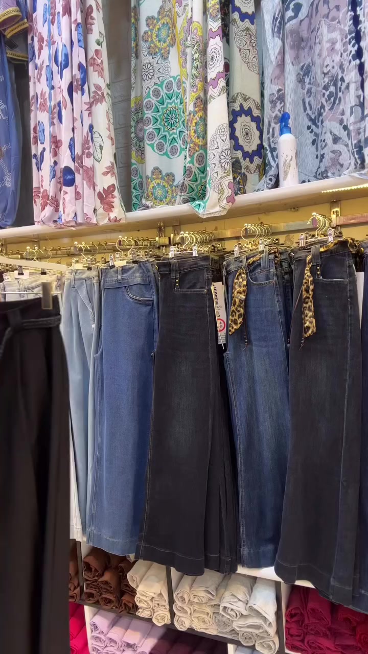 “كيلوت اللي كل البنات تدور عليه 😍🔥
كيوت + جودة عالية + قياسات من 38 لـ 48👖
ستايل يخليك واثقة بكل خطوة 💙
احجزي هسه قبل ما يخلص 💯

 #أزياء_قطر_الندى #facebook #explorar #كربلاء #ملابس_نسائية


**إذا كنت صاحب هذا الإعلان وتريد حذفه لأي سبب، رجاءا أرسل رسالة إلى الدعم الفني**