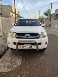 تویوتا هایلۆکس مەرزیە 2011 بێ سبوغ سە نەوی بەسەرنەچووە 07508258327