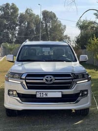 لاندكروز 2019موصفات لكزس  كراند تورنك سازكامل مواصفات  محرك 6 سلندر 40...