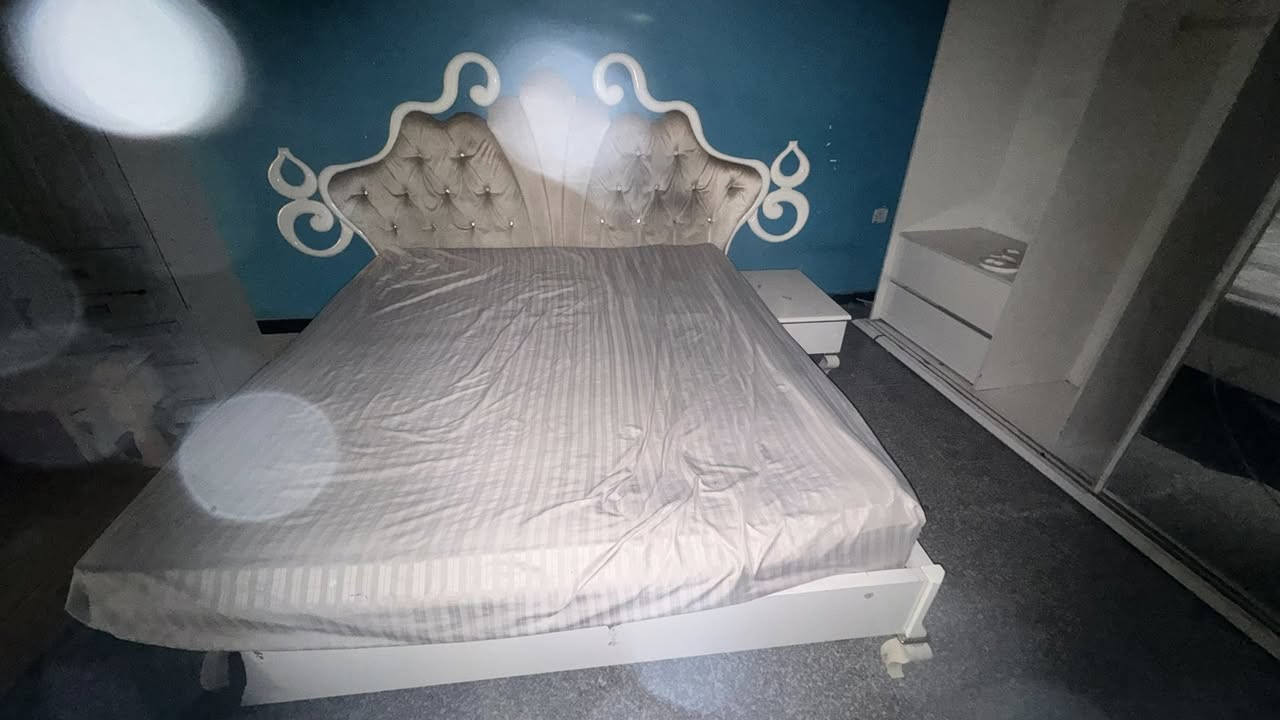 السلام عليكم مر رخصه الاادمن غرفه نوم تركيه للبيع كامله مع دوشك سبرنك طبي بسعر اخو البلاش 150 الف اللي يريده يجي يفتحها وياخذها بغداد خلف ساحه اللقاء واتساب ***********
