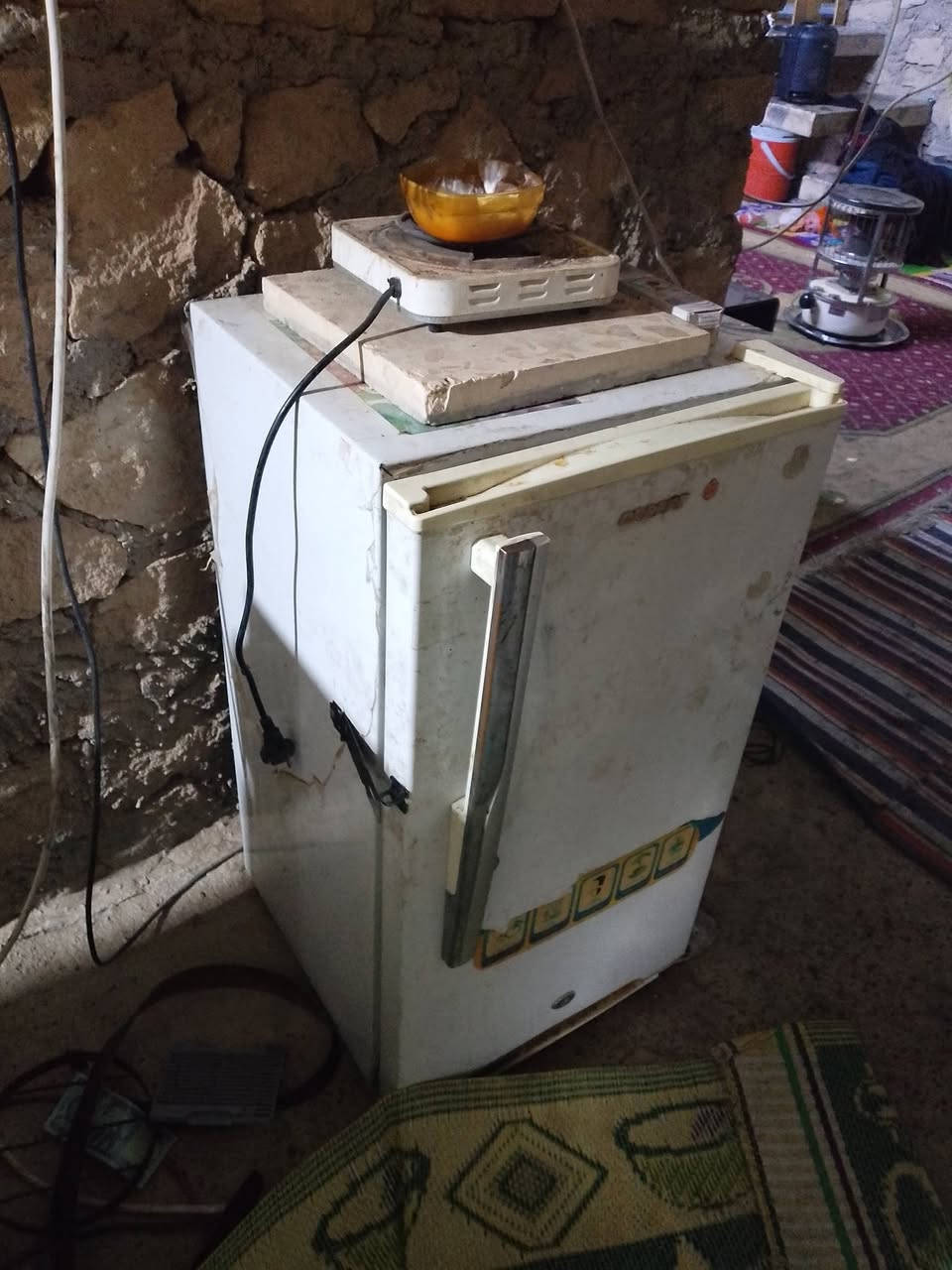 السلام عليكم
مجمدة وثلاجة للبيع محتاج لحالة اضطرارية لحد يكسر بيهن شغالات مال بيت
***********
