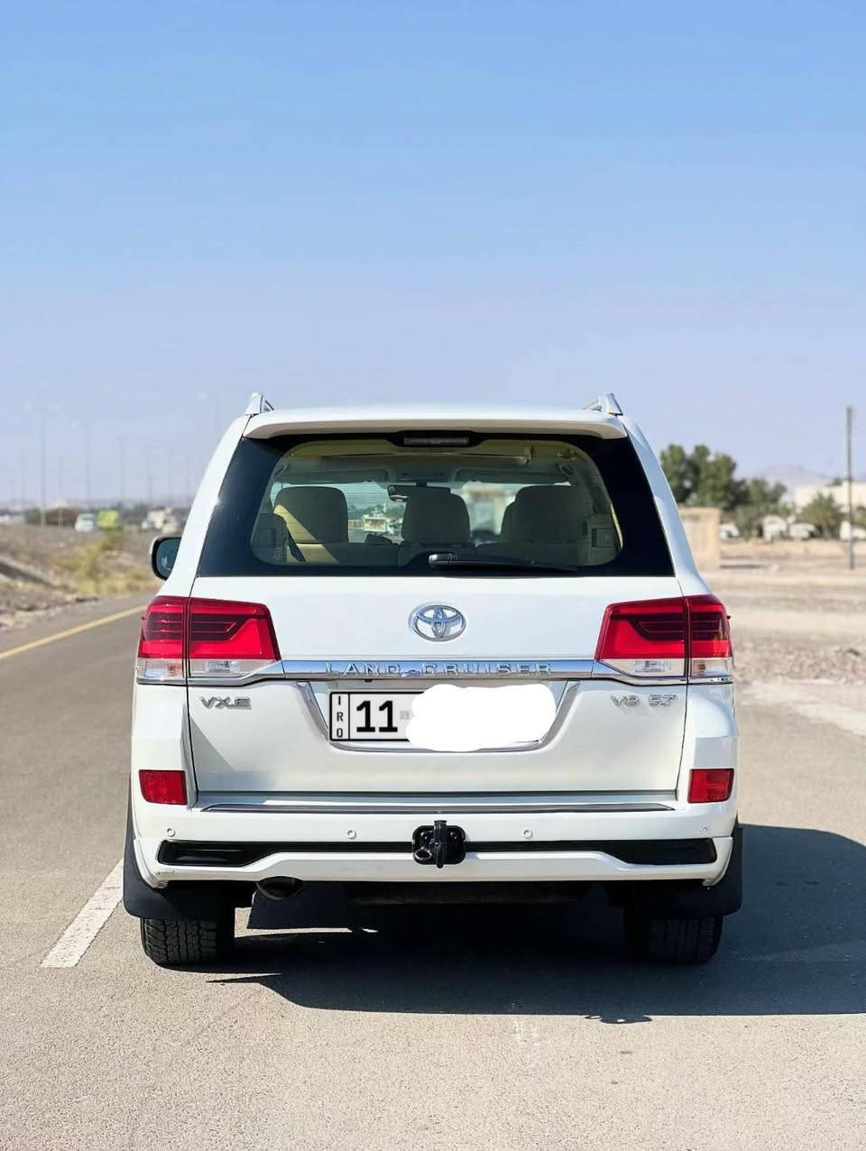 السلام عليكم لاندكروز 2016 فول مواصفات مقفوله من كل شيء 8 سلندر 7500 عنوان بغداد رقم بغداد باسمي ثانويه 29 السعر 412 وبيها مجال💯💯💯*********** السياره ماشيه 109 فقط حقيقي
