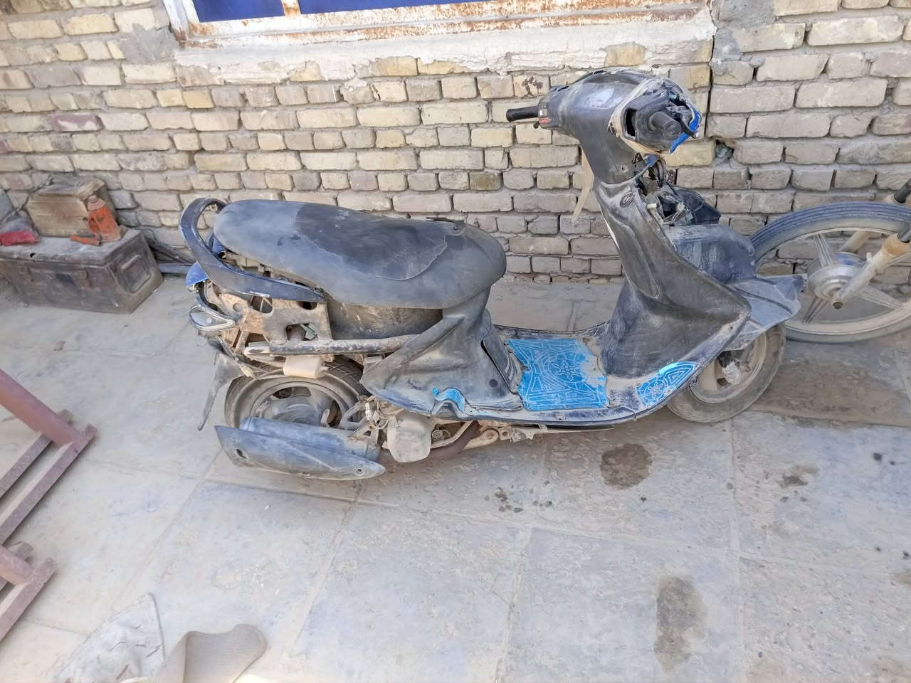 سلام عليكم ذبانة فراشة البيع شغالة بس هندره مبوش ما دري شبي مكاني ناصرية سيد دخيل تصال ‏‪***********‬‏  بس علق بس كون شراي موش ما تشتري بس تعبني رجان عليك شهر  محرم وانة بخدمتكم عدي مراوس بدرجة
