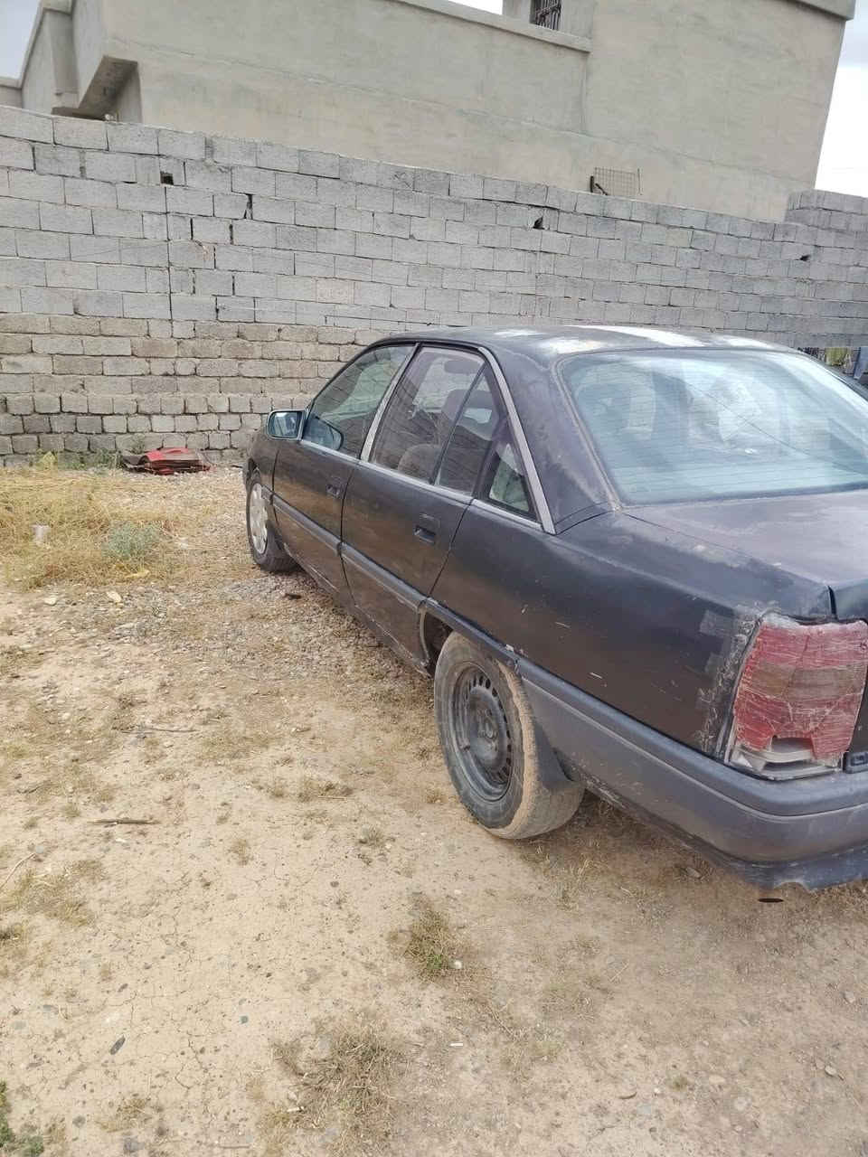 السلام عليكم
اوبل اوميگا 
موديل 88
محرك 20 كابريتا 
رقم نينوى الماني تريد وكاله تريد تحويل 
لون اسود 
ايعوزها ترتيب شي بسيط 
السعر 14$  وترهم مراوس حسب القناعه 
للاستفسار ***********
