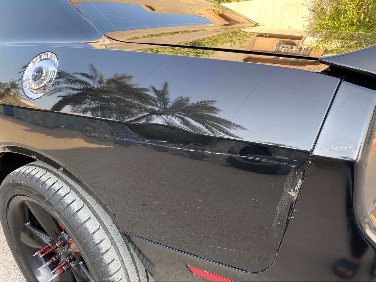 السلام عليكم اخوان
دوج تشالنجر ١٣ SXT محرك سته سلندر ٣٦٠٠
حادثها امامي جهة اليمين صور الحادث متوفره
اللسياره بيها صبغ زاوية البنيد فقط الضرر بالدعاميه 
بيها بارد بالجاملغ الخلفي موجود بالصور
الاماميه ومحدثه
بچم محدث هيلكات
لايتات منظومة زينون + حلقات ريد آي
دواخل تغطيس طلاء مائي فورجد
صدر امامي خلفي جديد
تخم تاير جديد
منظومة المي كلها جديده 
تبريد خير من الله راديتر مي و راديتر تبريد و فريز جديد
براد مبدل جديد فافون
رقم بابل مشروع وطني بأسمي تتحول من اي مكان
السعر ١١٥ مجاله جدا بسيط السياره جديده واحلى من الصور بهوايه
للتواصل خاص او واتساب
*********** بغداد, العراق
