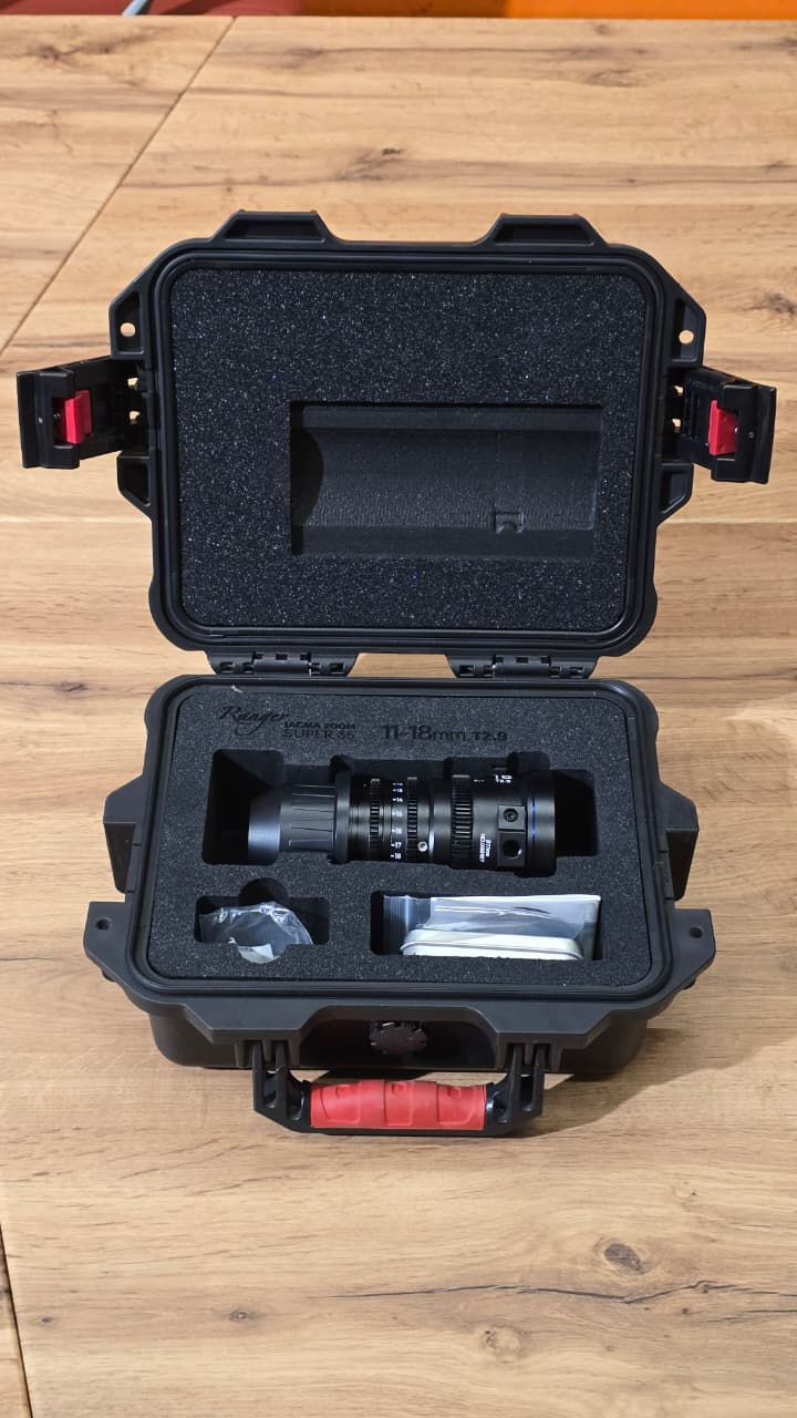 عدسة سينمائيةVenus Optics Laowa Ranger S35 11-18mm T2.9 Cine Lens  

Super 35 مخصصة للكروب فريم

Pl mount

ويجي وياها ماونت ثاني Z Mount مو تحويلة يعني الماونت نفسة متغير

استخدام مرة وحدة فقط يعني 100% جديدة

السعر $1,900

او 2,888,000

مليونين و 888 الف دينار

للتواصل على الماسنجر


**إذا كنت صاحب هذا الإعلان وتريد حذفه لأي سبب، رجاءا أرسل رسالة إلى الدعم الفني**