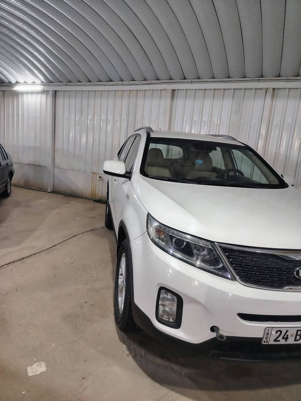 سيار مكفوله
مكينته 2400
سيار بسمي شرط مداور وكاله حاظر 
سعر ١٥٥ بيه مجال 
موبايل ***********
