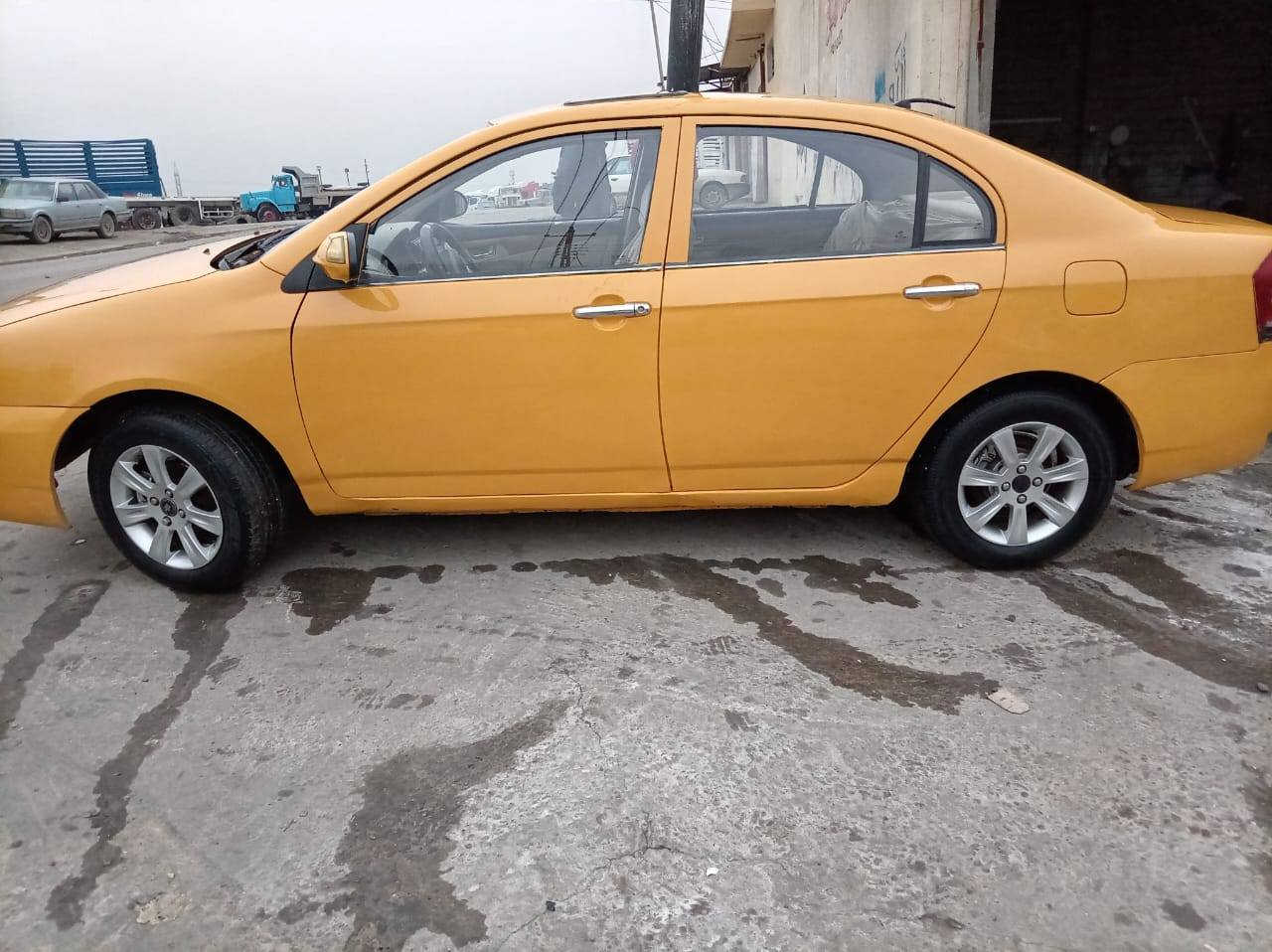 ليفان حجم 620
صبغ احزام
موديل 2013  محرك وكير كورلا اوتوماتيك رقم بغداد شرعيها بلموصل شرط الوكالة والتحويل 
العنوان موصل الايمن حي رجم حديد 
السعر 40وبيها مجال ***********
