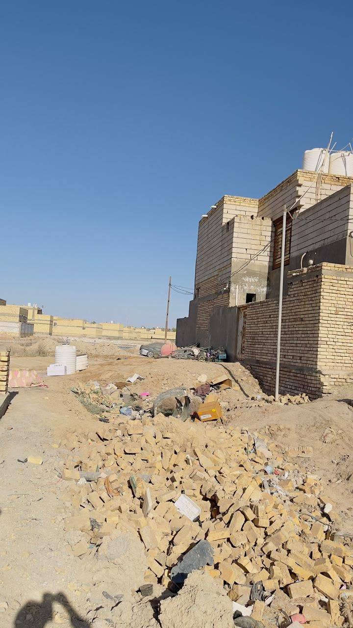 قطعه زراعي للبيع 

مساحه 200 متر 
خنيطله خلف بيوت سيد مصطفى قريبه للتبليط وولشارع صبابه ولطابو 

كافه لخدمات متوفره 

مدفونه وجاهزه بنص السكن 

السعر جدا مناسب 21 وبيه مجال للشراي 

لاستفسار والتواصل خاص او على الارقام لتاليه
***********
***********

نستقبل كافه العروض الطابو والزراعي بيع وشراء في جميع مناطق سوك الشيوخ في مكتب الأمين للعقار سوق الشيوخ حي العسكري مقابيل قاعة الإمام علي عليه السلام
