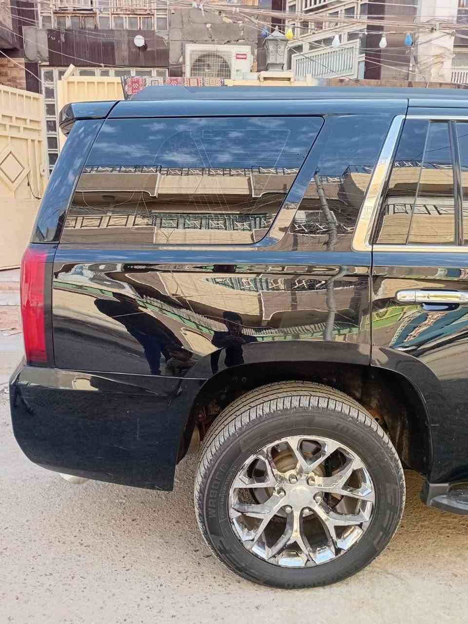 السلام عليكم
تاهو مديل 2020 السيارة خليجية ماشية 119الف كيلومتر بيها جاملغ خلفي او ربع في الباب السونار موجود بالمنشور السعر 347 ورقة او بيها مجال 

للاستفسار ***********
