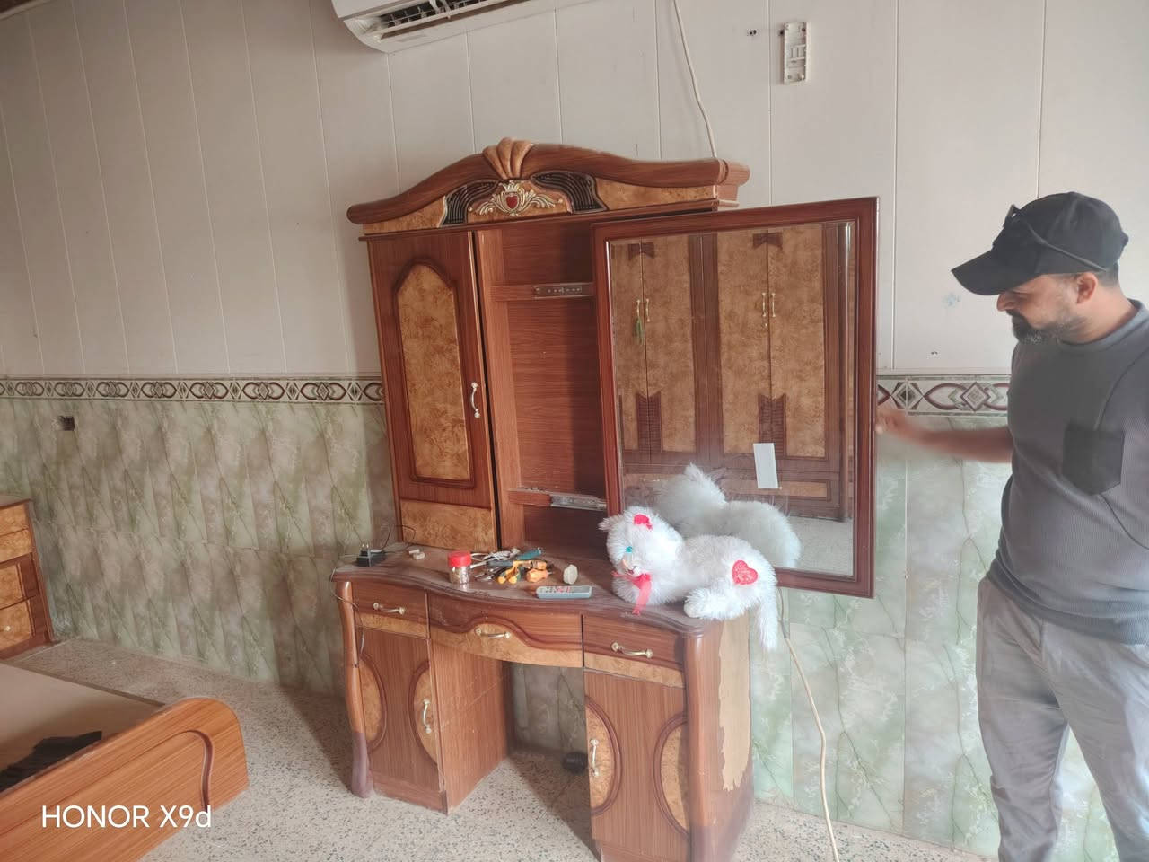 غرفه جديده لبيع سعر 550 الرميثة  ***********
