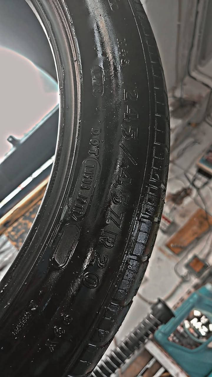 مستخدم نضيف 245/45/20/سعر الزوج 40الف معه الشد موقع المحل شعب شارع اسواق المركزيه قرب كليه الامام الكاضم خدمات ايليا ***********
***********
