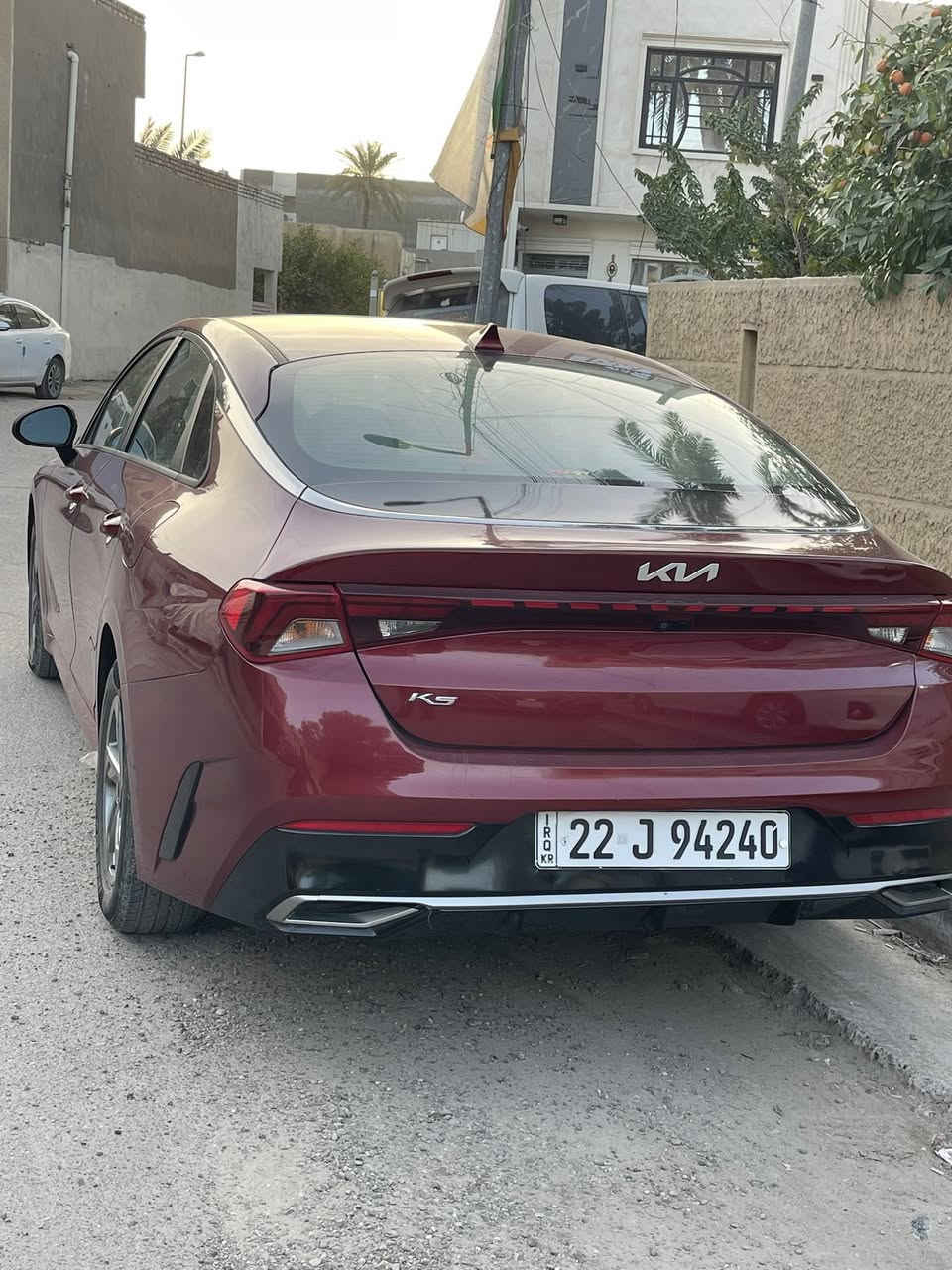 K5
الموديل 2022 بأسمي تحويل مباشر 
وارد امريكي الحادث موضح بالصور 
صبغ قطعتين فقط بيبان مبدل نفس الون بجم كبس
ماشيه 47
كير ومكينه وصدر مكفول 
مكينه 1600تيربو 
المواصفات
بصمه رادار امامي جانبي توقف ذاتي اوتو هولد.4انظمه قياده 
السعر ١٥٥
مكاني بغداد 
الرقم ***********
