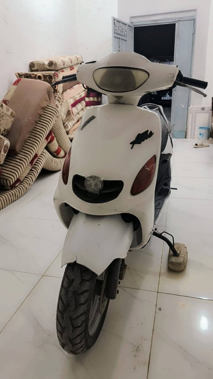 سلام عليكم شباب دراجه دولفين نضافه كدام عينك سلف هندر شغال كهربائيات شغاله مكينه  ناعمه فقط تصعيد دهن ضعيف سعر 280 بيهه مجال بصيط


**إذا كنت صاحب هذا الإعلان وتريد حذفه لأي سبب، رجاءا أرسل رسالة إلى الدعم الفني**