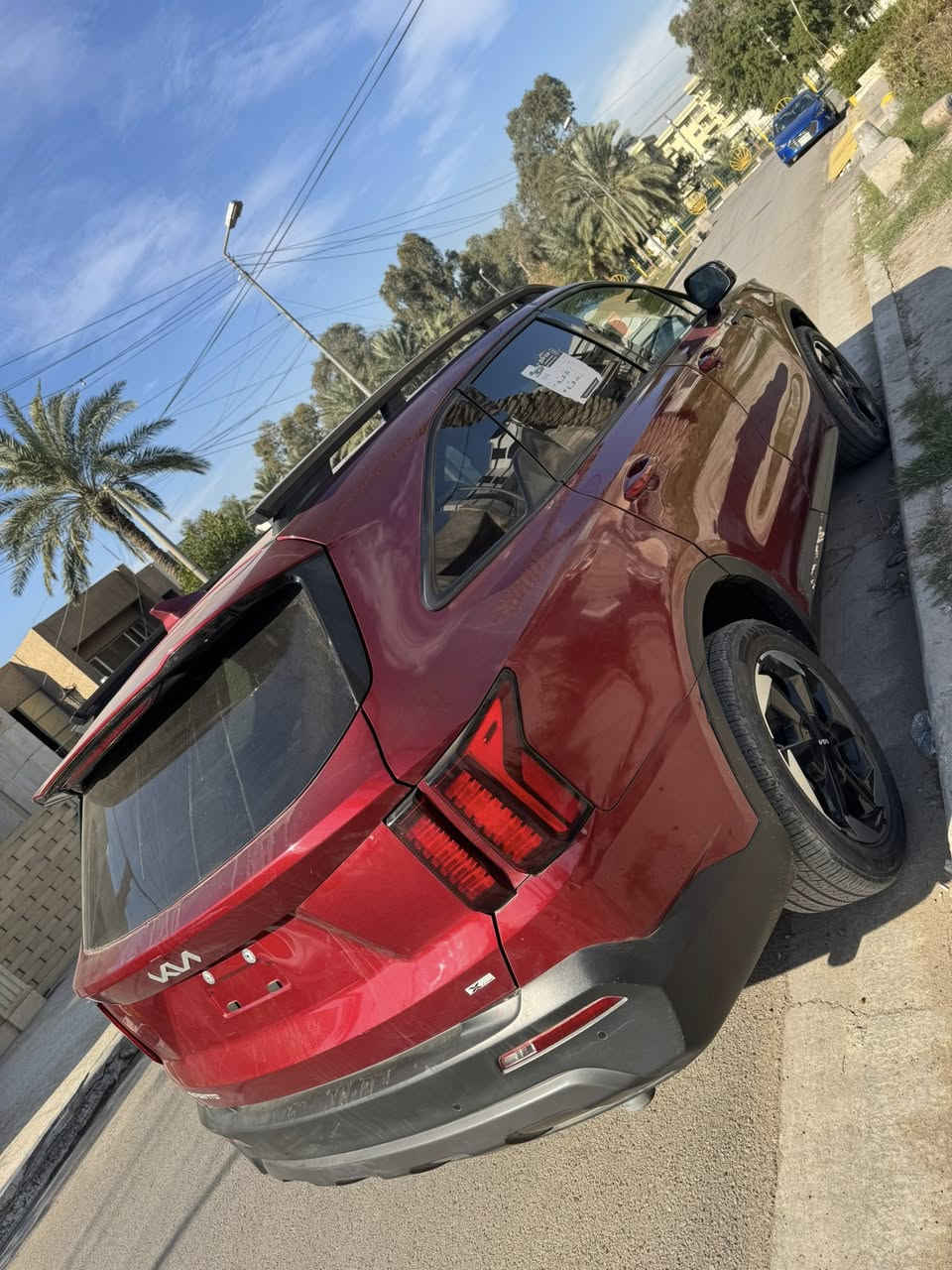 سورنتو مديل 2024 فول مواصفات للاخير بدون رقم جاهزه بيها 3 قطع صبغ مكانها بغداد السعر 179 وبيه مجال للاستفسار ***********
