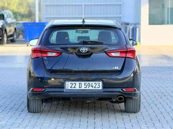 كورلا 2017 هاج باك 
وارد امريكي 
محرك 1800 
بدون ارباك
رادار وحجر بلادي
شاشه وكامره خلفيه 
الرقم : اربيل بسمي سنويه ورقم جديد 
الضرر : هلال جاملغ خلفي وطارف الباب فقط
العنوان : بغداد / الصليخ 
السعر : 113
للاستفسار : *********** بغداد
