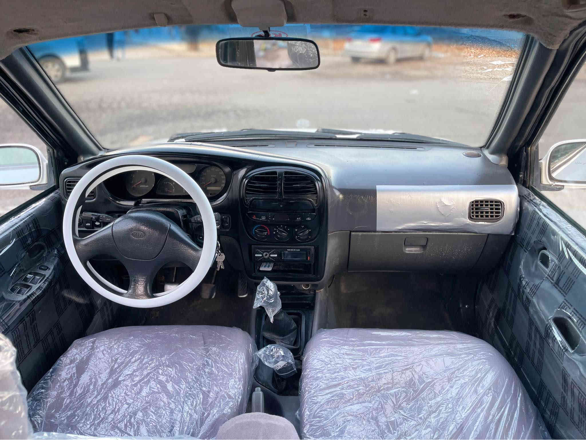 بِسْمِ اللهِ الرَّحْمَنِ الرَّحِيْم

کیا سپۆرتاج 2001.  مەکینە ١٦ بەخ و تەبردی سارد و گەرم ❄️🔥. دەبڵ ئەکسل تەنها قورسەکەی ئیش دەکا 

حلووج ماڵی مەدەنی بەشەرت
دەحامی بۆ دەحامی بە شەرت وبەزەمان 
سەیارەیەکی تا بڵێی نەرم و نۆڵ و خۆشە 

هەتا بڵێی توندو تۆڵە 
گێڕ مەکینە ئەکسل تەقە و ڕەقە بەشەرت 
موس بڕاوە لێدراو وەرگەڕاو بەشەرت 

نوکە دەرزی دەحمی نیە 

کامل گێچەکانی ئیش دەکا 
٤ جام کارەبای 
بەردەرکاو داژبوولی لۆک لۆکە 

٤ تایەی جەبەلی

لایت بەرزی و نزمی فڵچە و چواری و کارەبای کامل بەشەرت

تەنجیل و موکەبەڕەی دەرەجە یەکی لەسەرە 
هەتا کوشنەکانیشی بیلادین 

قفڵ مەرکەزی و تەرتیبات 

گەرمیەکی لەسەرە لە دەرەجە ٢ لەبەری ئیدارە ناکەی دەیکاتە حەمام 

سەیارەکە ماڵی دۆستە. تا بڵێی مەزبووت و جوانە 

لەخزمەتان دام سحرێکی وام داناوە خوار هەموو بازاڕ. و دەستی دوو 
 شوێنمان ڕانیەیە لە خزمەتت هەموو لایەک داین 

قفڵ قفڵی ١٨$ گەڵایە ماڵی زستان و شاخ و کێو 
ژ.م ***********
*********** رانية
