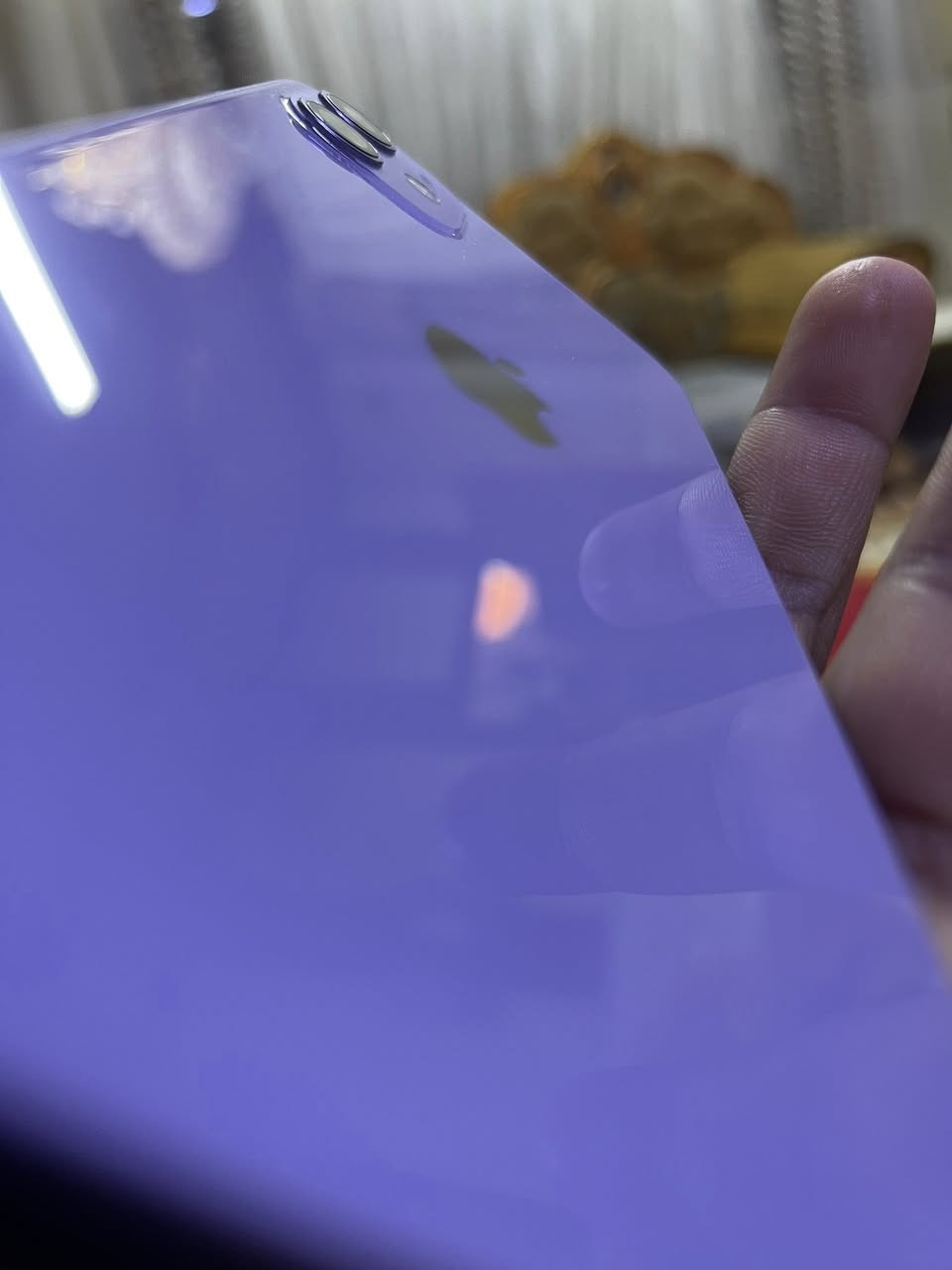 السلام عليكم ايفون 11 عادي النقال اخو الجديد زلغ ما بي ما مفتوح البطاريه مالته 76 النقال زلغ ما بي ستوني خذيته حتا الوصل مالته موجود كامل النقال سعره 250 مكاني المعقل الكندي رقم الهاتف ***********
