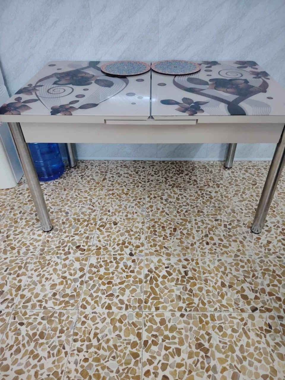 عارضة مقبلات الشراي يجي خاص 
ميز فقط بدون كراسي السعر ٥٥ 
سرير طفل سعر ٣٥ 
طباخ كريازي جديد سعر ٢٧٥ 
غرفة نوم تركي نظيفة حيل اخو الجديد سعر ٣٥٠ 
بايسكل ٤٠ 
كاونتر المنيوم ثقيل ١٣٠ 
طخم خشب عراقي ثقيل ١٩٠ قفل 
ثلاجة صغيرة سعر ٧٥ قفل 
كاونترات مكتوب اسعار عالصور 
ميز بلازما ٥٠ 
طخم جديد ٥٠٠ قفل 
بانكات 
شاشات فحم 
الي عندو اغراض مستخدمة للبيع يدزها ابيعها


**إذا كنت صاحب هذا الإعلان وتريد حذفه لأي سبب، رجاءا أرسل رسالة إلى الدعم الفني**