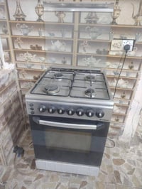طباخ مصري 4 مشاعل الفرن شغال فوك جوه مامستعمل هواي  لبيع 140 بي مجال 0...