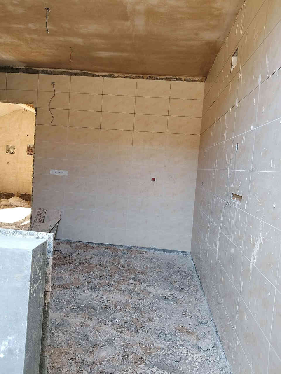 بيت للبيع في مجمع مدينه الرياحين السكنيه نموذج B الاستلام الوجبه الثانيه مساحه 200م طابقين 3غرف نوم واستقبال السعر 250 مطلوب للشركه 108 تدفع على شكل اقساط شهريه الباقي يندفع كاش المجمع بي نضام غاز انابيب البيت بي سطحين 3 حمامات موقعه على السريع يبعد عن الكاظميه 10 دقائق مكلفه بالنشر للتواصل اتصل على هذا الرقم ***********
